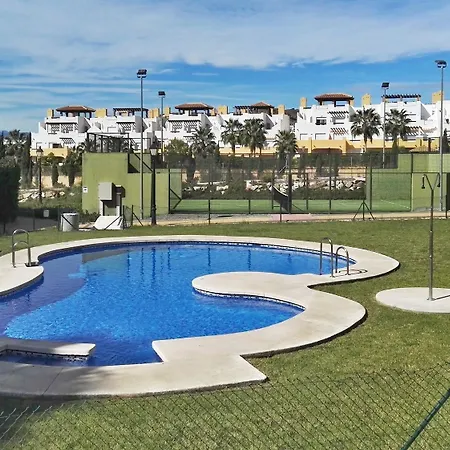 Sunny And Spacious 3-bedroom With Gorgeous Views And Acce Apartamento Vera